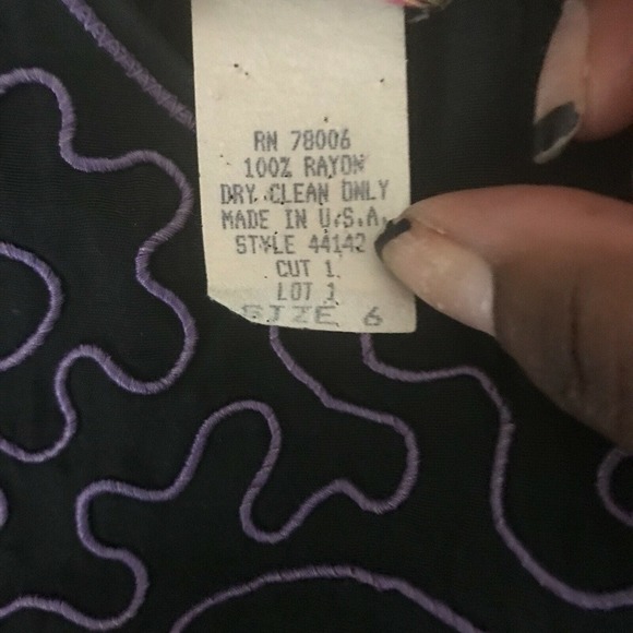 Polly Ellerman Tunic Womens Sz‎ 6 Black Purple Embroidered Vintage Hippie Boho - Picture 9 of 11